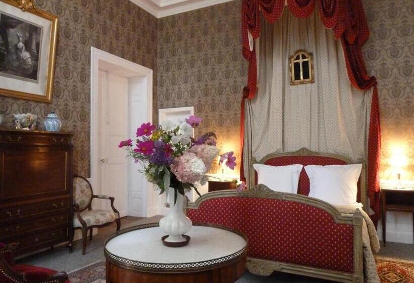 Quarto Estandar, Château De Saint Augustin