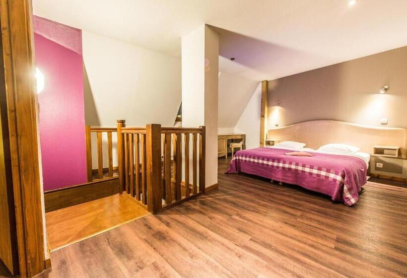 Семейный Номер Вид на Сад, Hôtel Au Lion