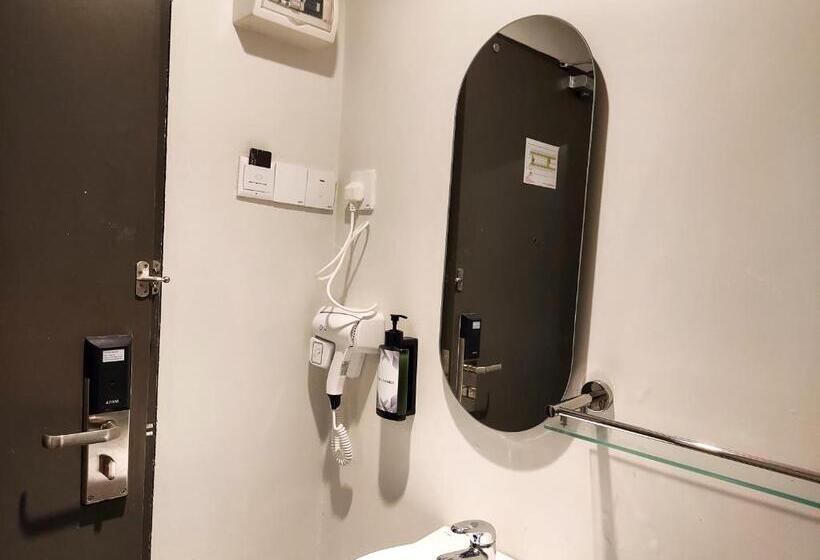 Номер Superior, The Leverage Business Hotel Mergong