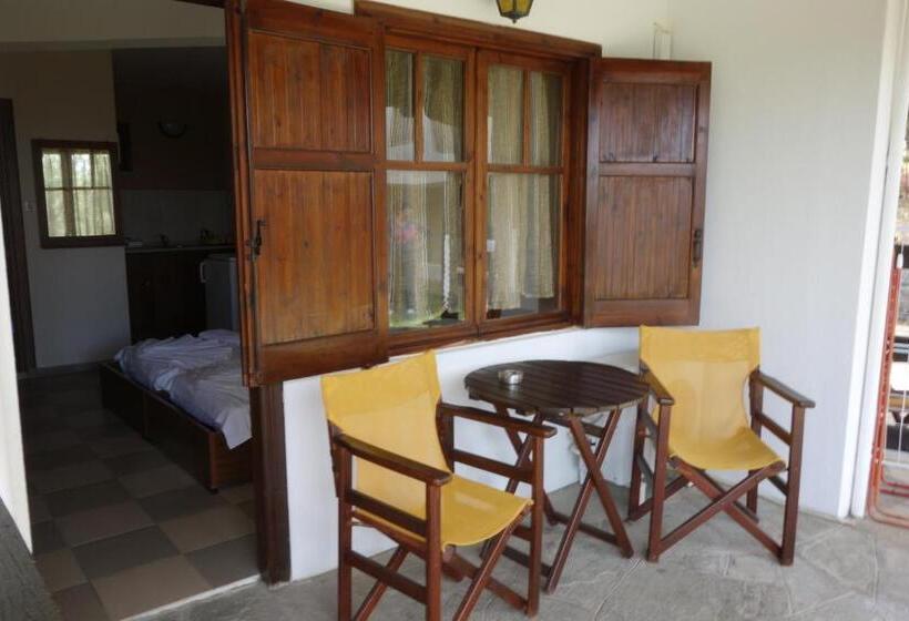 Студия Стандарт, Maistrali Beach Studios