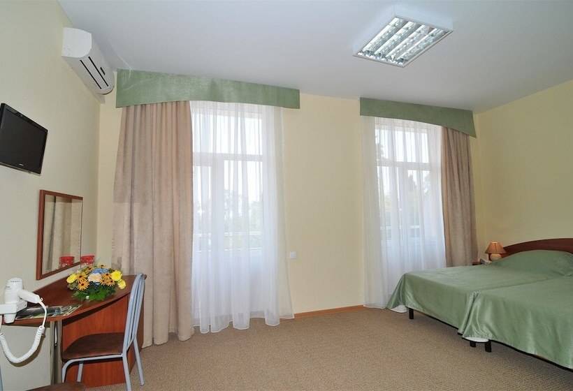 اتاق راحتی با چشم‌انداز دریا, Magadan Health Resort