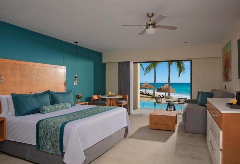 Junior Suite Club, Dreams Cozumel Cape Resort & Spa