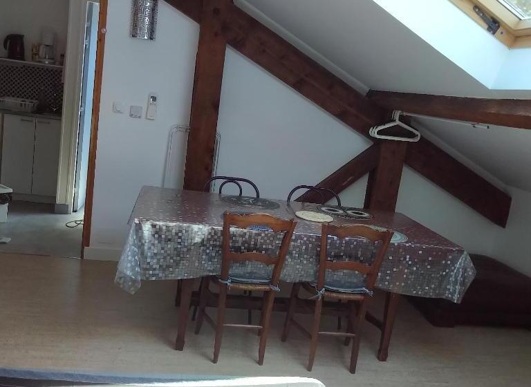 침실 2개 아파트, Espace Beléverte Bussière 1 Tamaris Appartement Meublé De 2 Chambres