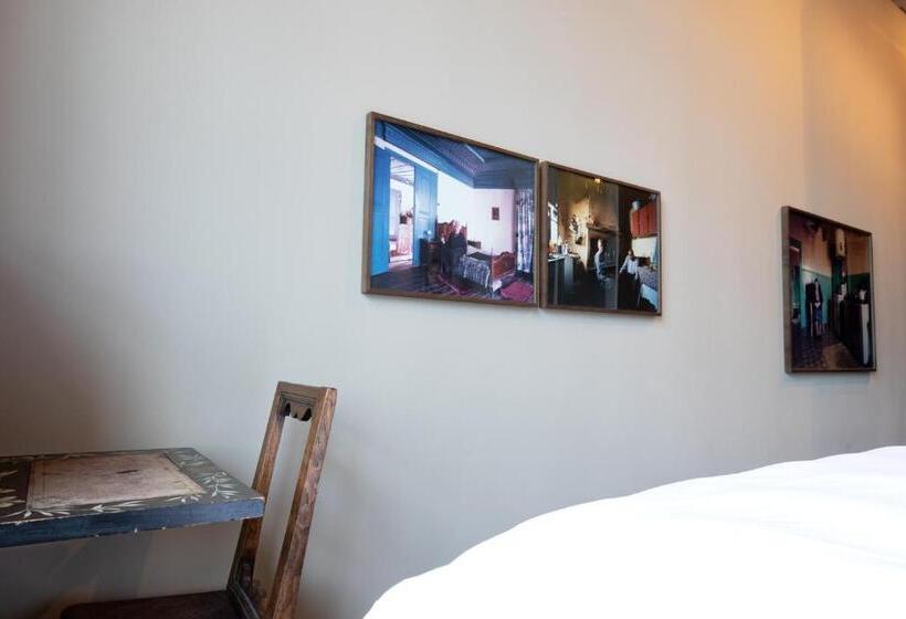 基本间, Piet Hein Eek