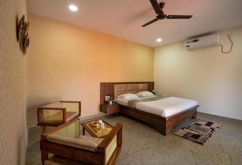 Номер Deluxe Вид на Сад, Takshshila Park And Resorts