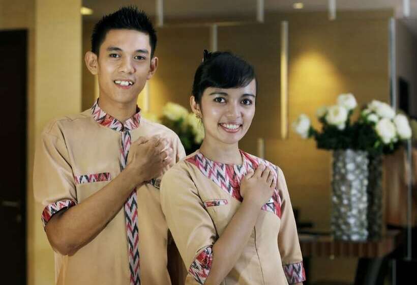 Номер Премиум, Aston Makassar Hotel & Convention Center