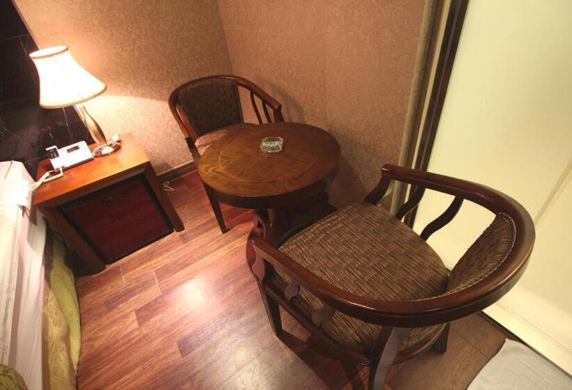 Номер Deluxe, Sono