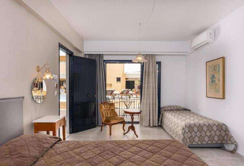 اتاق ساده سه‌ نفره, Residence Villas by Estia