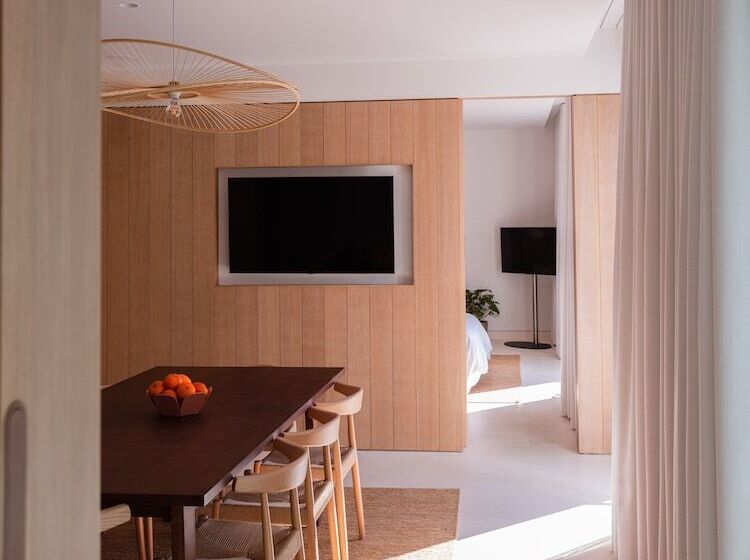 スイート, The Standard, Ibiza