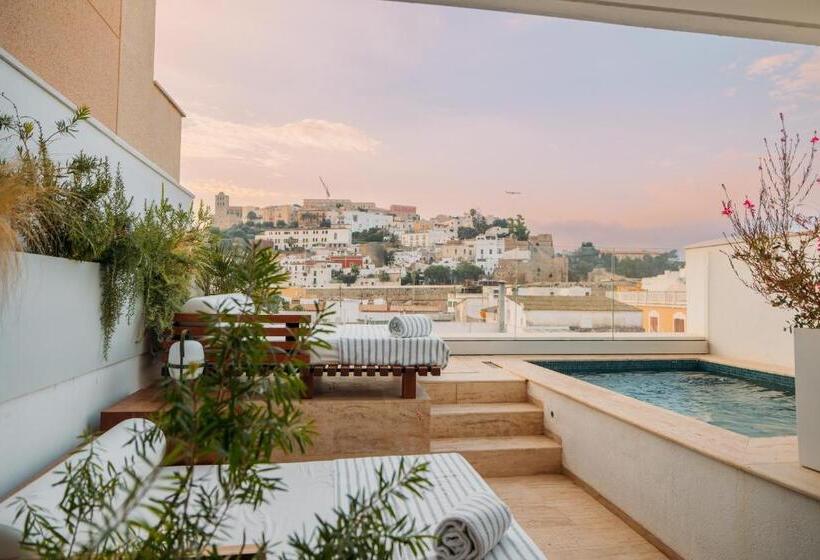 スタンダードルーム, The Standard, Ibiza