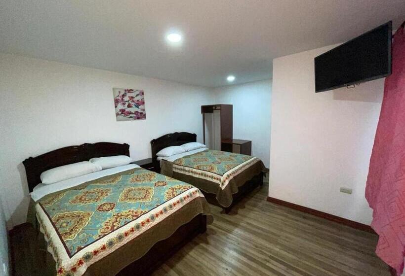 클래식 4인 룸, Hostal El Rio