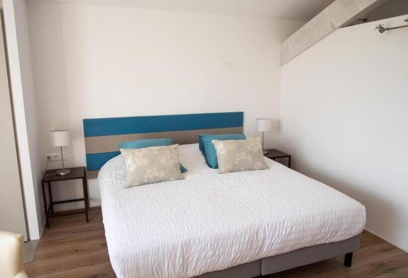 Номер Deluxe с Балконом, B&b La Maison De La Côte
