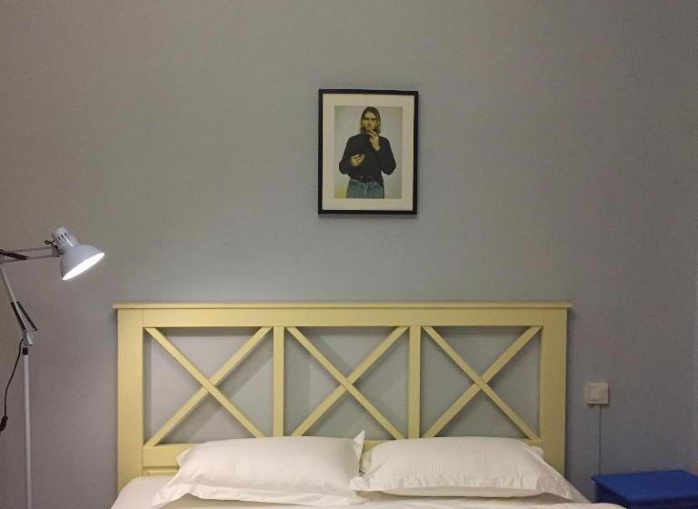 Quarto Deluxe, 97 Rock Hostel