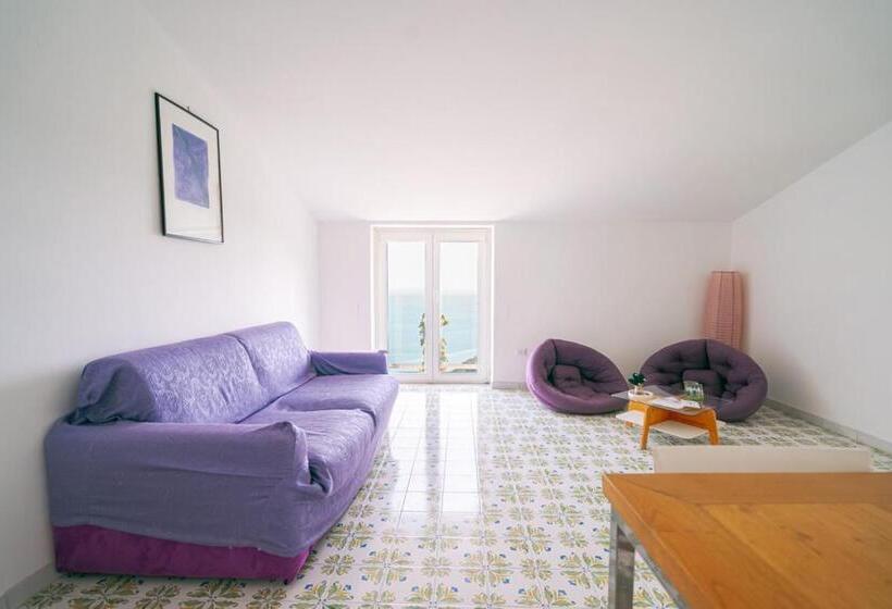 Номер Deluxe Вид на Море, Casa Flora B&b