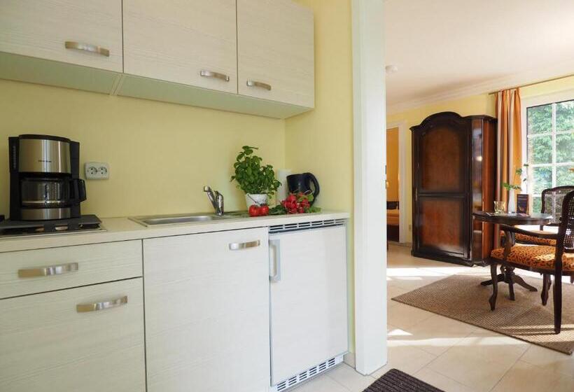 带1个卧室的带阳台的公寓, Villa Desny
