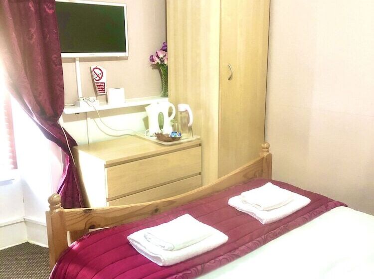 Номер Стандарт Совместная Ванная, Dalry Guesthouse