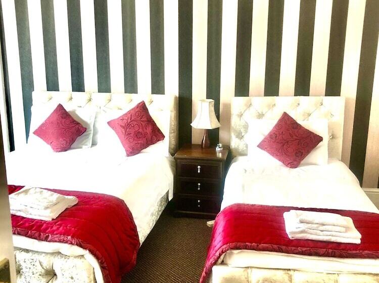 חדר משפחתי, Dalry Guesthouse