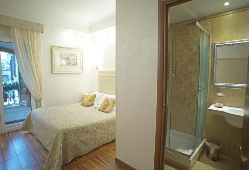 Номер Стандарт Трехместный, Locanda Navona