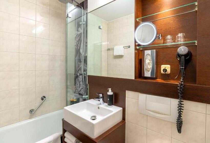 Номер Стандарт Индивидуальный, Rilano 24/7 Hotel München