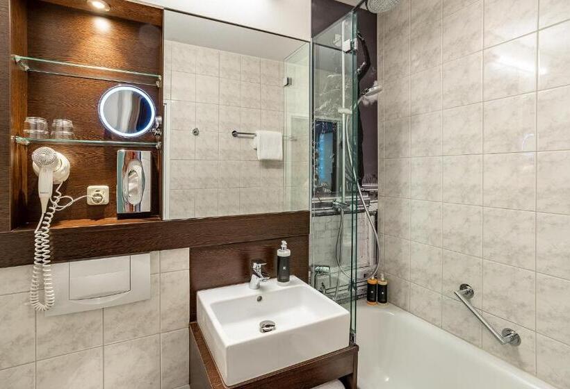 Номер Стандарт Индивидуальный, Rilano 24/7 Hotel München