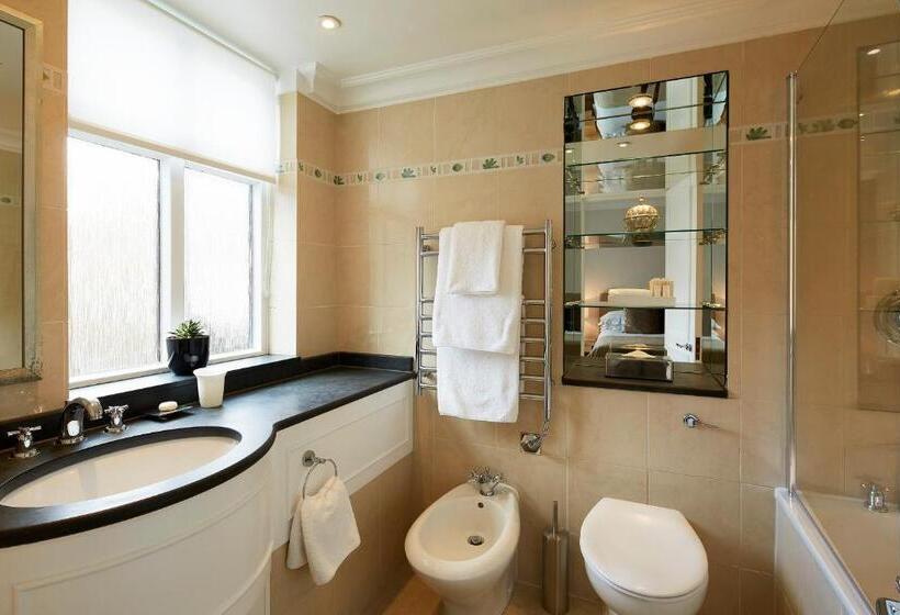 Апартаменты Deluxe 3 Спальни, Cheval Knightsbridge