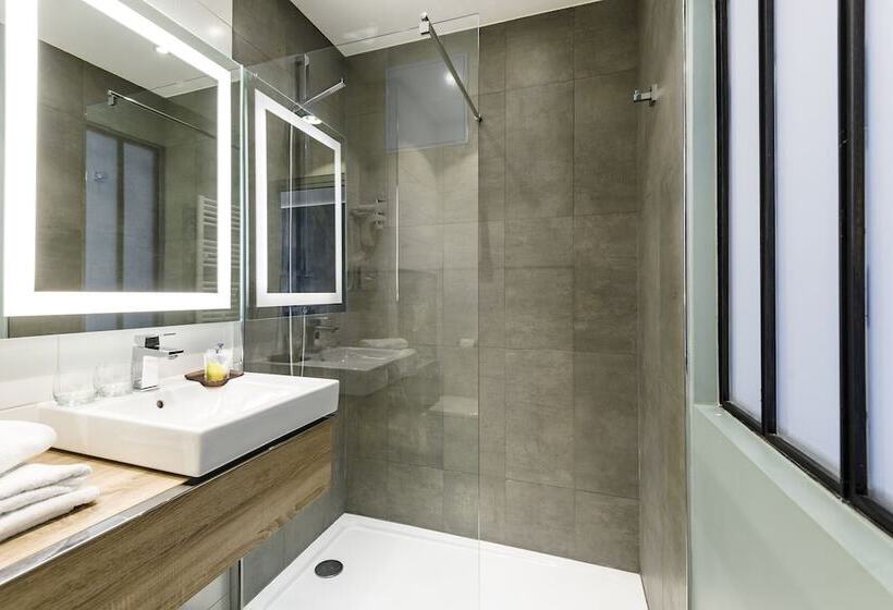 Номер Superior, Grand Hôtel Clichy Paris