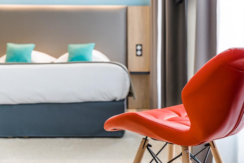 Семейный Номер, Grand Hôtel Clichy Paris