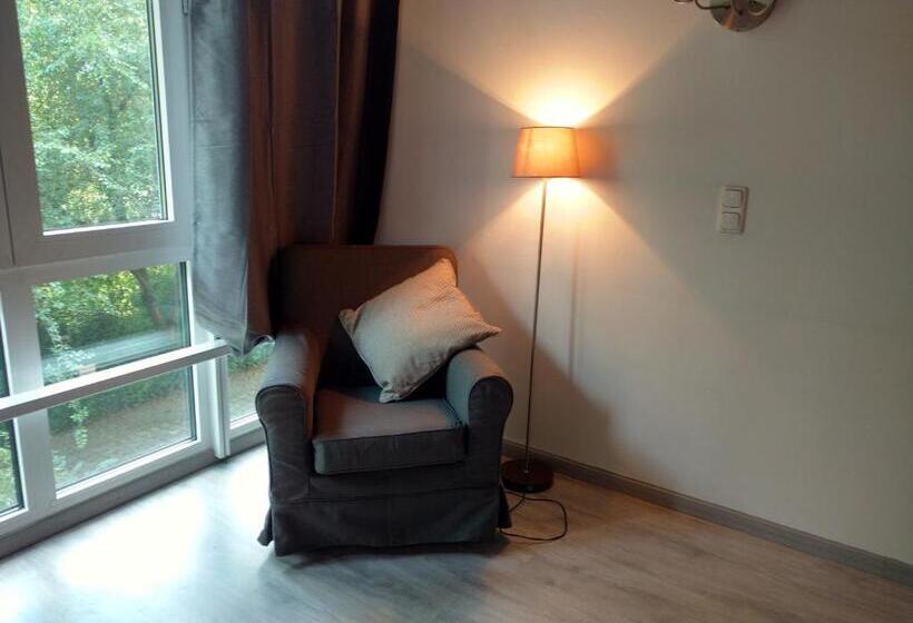 اتاق استاندارد, Midi Inn Parkhotel Mitte