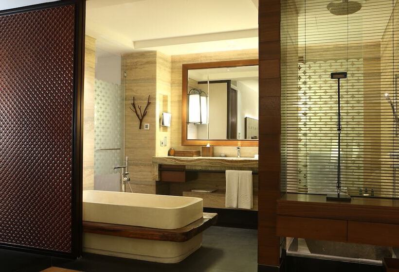 Номер Deluxe Вид на Море, Sofitel Bali Nusa Dua Beach Resort