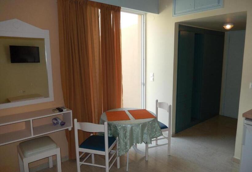 Студио Economy, Aloe Apartments