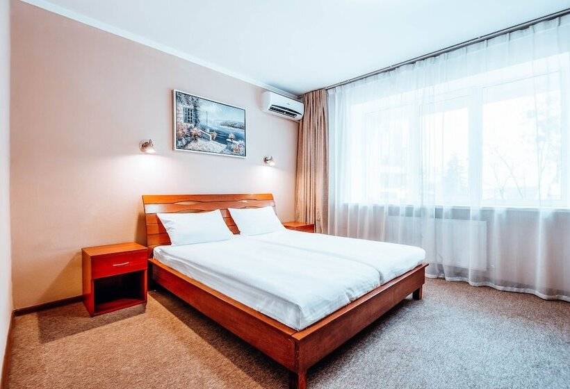 اتاق سوپریور, Black Sea Hotel Kyiv