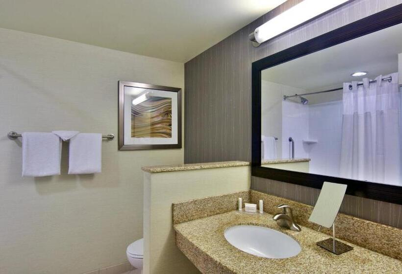 Люкс Кровать Кинг, Courtyard By Marriott Clarksville
