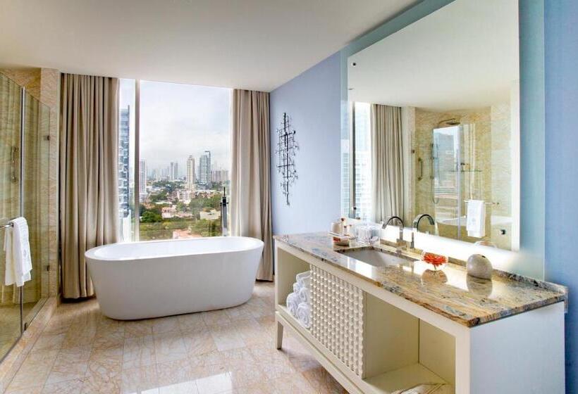스탠다드 룸 킹사이즈 침대, Global Hotel Panama