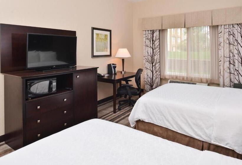 Номер Стандарт Адаптированный для Инвалидов, Holiday Inn Express & Suites Emporia Northwest, An Ihg