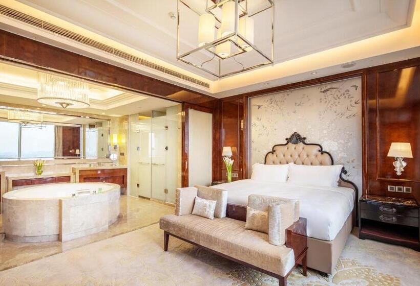 Президентский Люкс, Ramada Plaza Qiandeng Kunshan