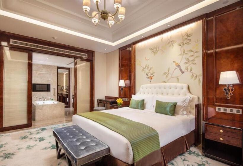 Family Suite, Ramada Plaza Qiandeng Kunshan