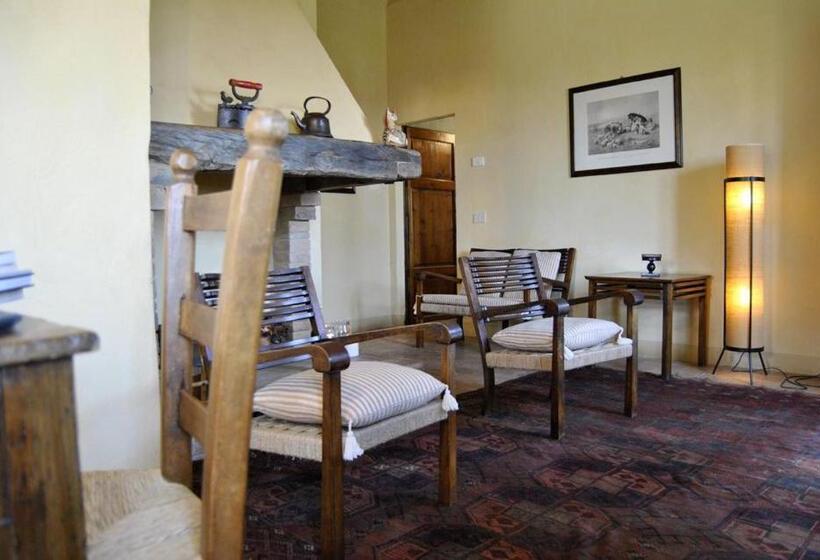 Дом 2 Спальни, Villa Cicolina