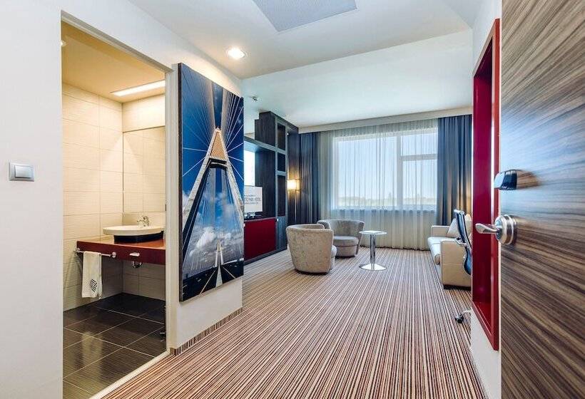 带景观的行政套房, Eto Park Hotel Business & Stadium