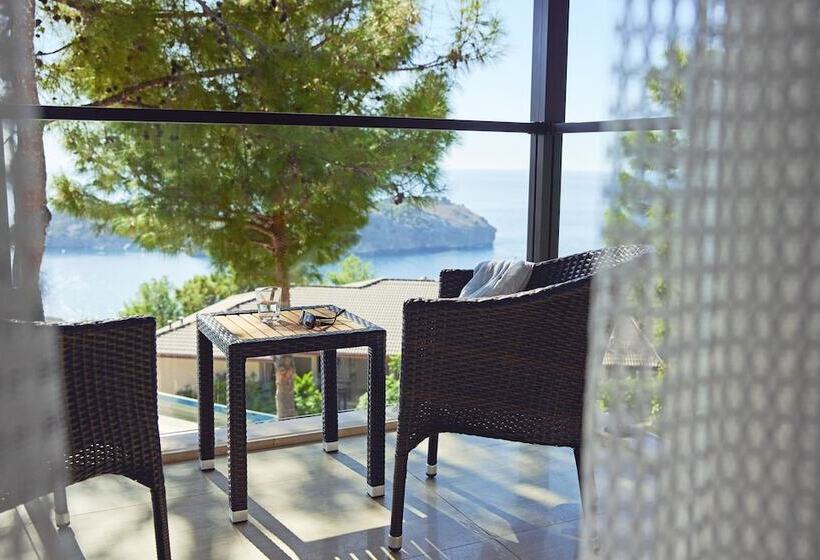سوییت با چشم‌انداز دریا, Tui Blue Seno   Adults Only
