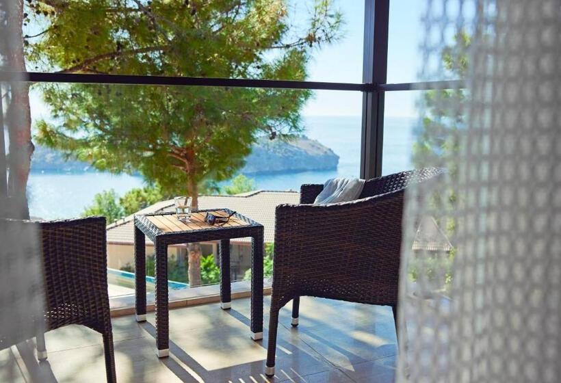 سوییت با چشم‌انداز دریا, Tui Blue Seno   Adults Only