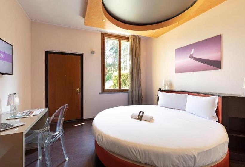 Номер Стандарт, B&b Hotel Malpensa Lago Maggiore
