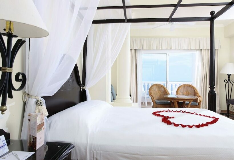 سوئیت جونیور سوپریور با چشم‌انداز دریا, Bahia Principe Grand Jamaica - All Inclusive