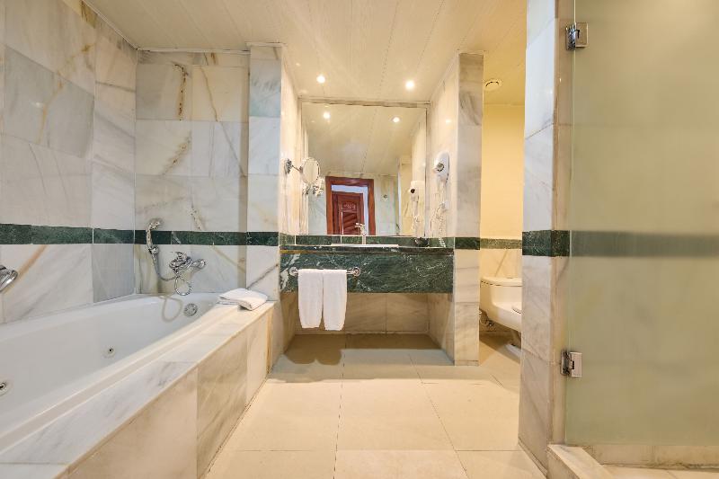 سوئیت جونیور سوپریور با چشم‌انداز دریا, Bahia Principe Grand Jamaica - All Inclusive