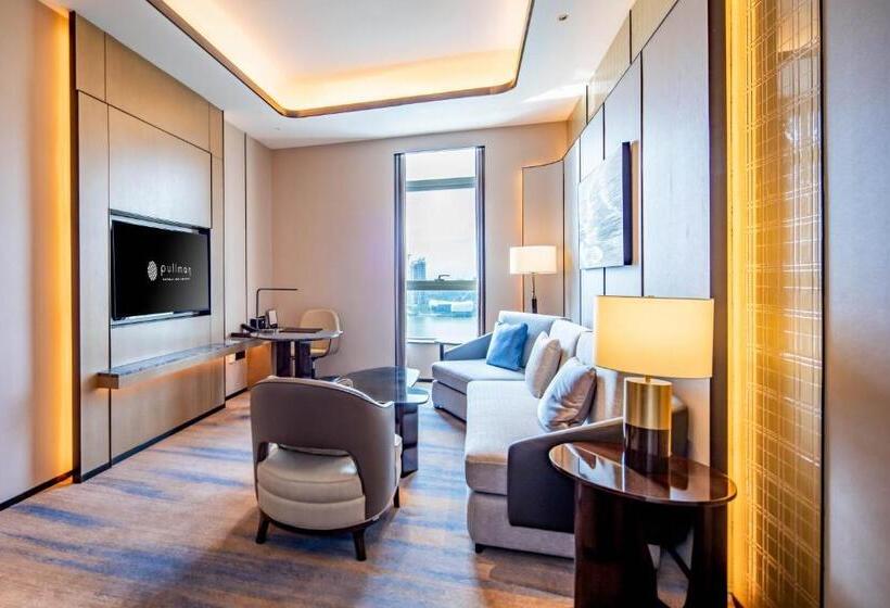 디럭스 스위트 킹 침대, Pullman Suzhou Taicang