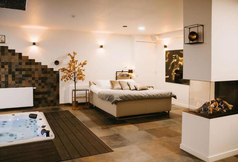 자쿠지 스위트, Maas En Waal Wellness & Suites
