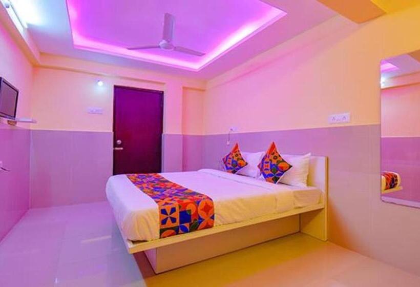デラックスルーム, Fabhotel Empire Executive   Nr Hanging Bridge Pune