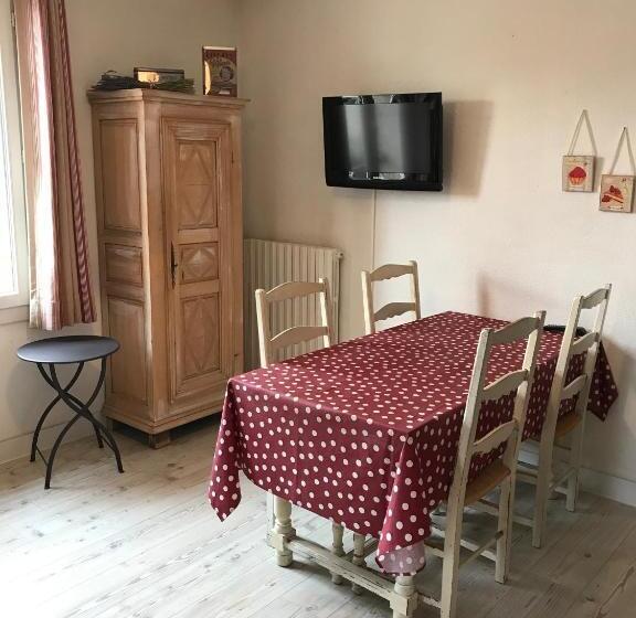 Habitación Cuádruple Estándar, Le Mas De L Orangerie 3 Etoiles