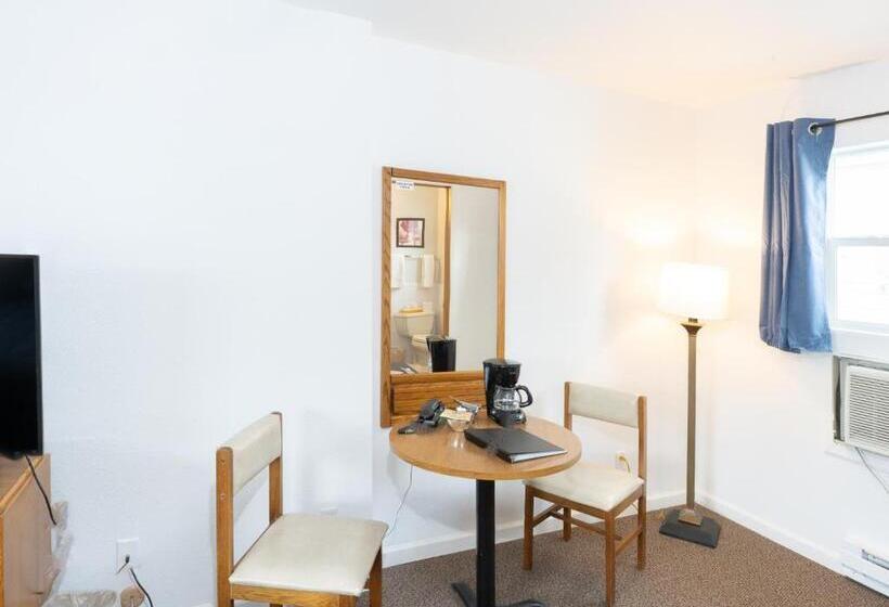 Номер Deluxe, Siesta Motel Colfax Wa