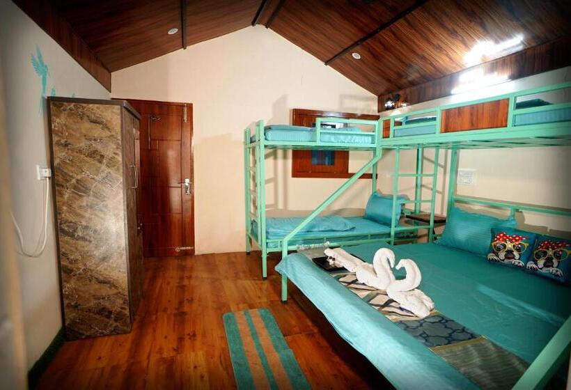 اتاق خانوادگی با چشم‌انداز کوه, Creek Forest  Riverside Boutique Resort
