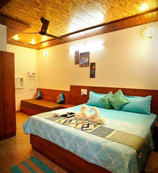جناح عائلي, Creek Forest  Riverside Boutique Resort